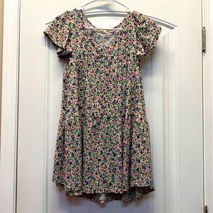 Be Stage floral 3 tier blouse with cap sleeves size medium